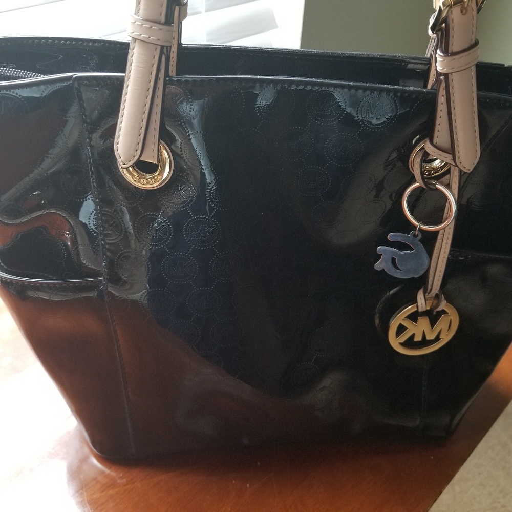 Authentic  michael kors  bag